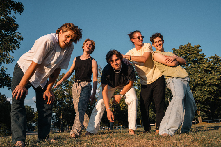 Slovenska petorka u usponu Jet Black Diamonds po prvi put stiže u Hrvatsku