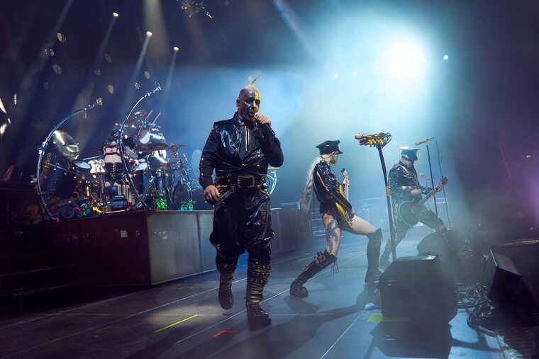  Spektakularan početak turneje “Meine Welt” Tilla Lindemanna s 190.000 prodanih ulaznica diljem Europe