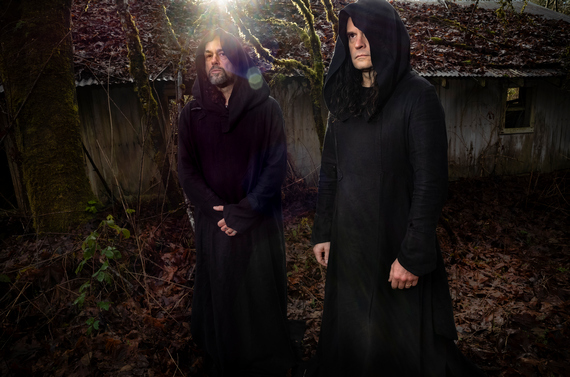 sunn O))) – Novi, hvaljeni istoimeni album dostupan je putem Sub Popa