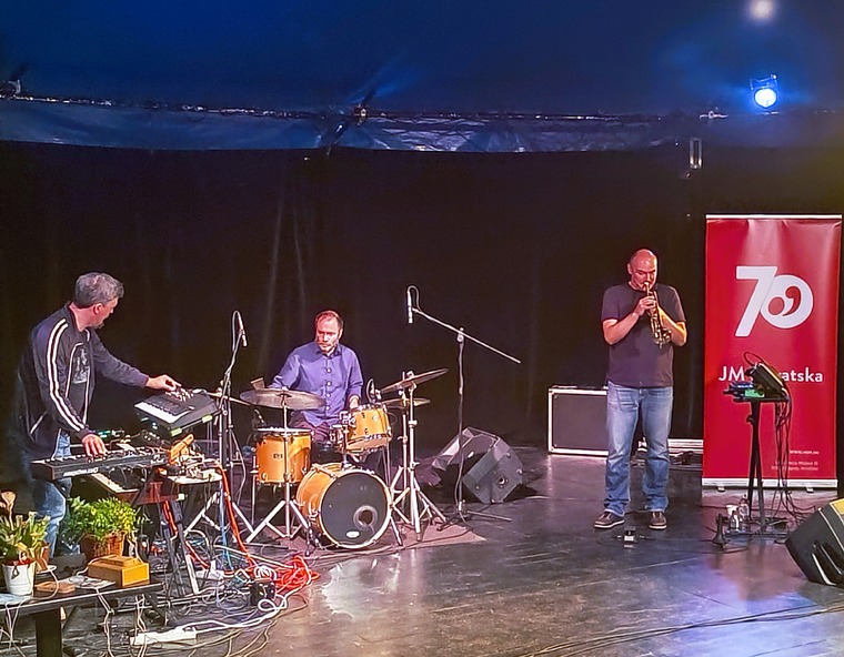 Toni Starešinić – objava i promocija novoga albuma „Eksterminator '81“