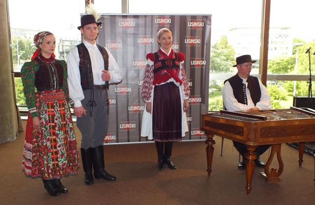 Autohtonost, izvornost i tradicija - najavljena suradnja ansambla MÁNE i LADO u Lisinskom