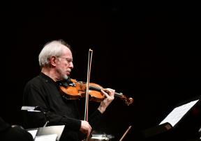 Gidon Kremer i Kremerata Baltica nesvakidašnjim spojem tradicionalnog i modernog oduševili Lisinski