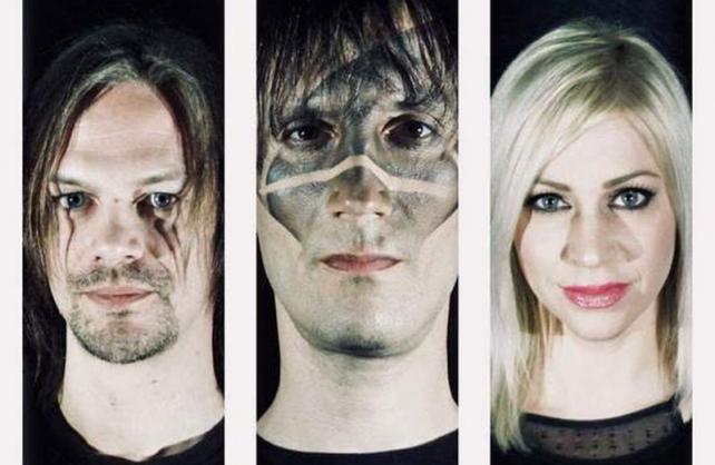 Atmospheric u novoj pjesmi o ljubavnom trokutu