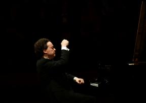 Jevgenij Kisin nastupio u Lisinskom – Beethoven u rukama glazbenog genija