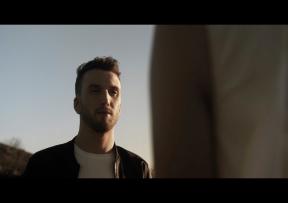 „Do tebe“ je da poslušaš kako zvuči novi singl Matea Pilata koji je nešto zaista posebno!