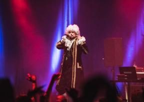 Pogledajte spektakularan koncert Vojka V iz Doma sportova!