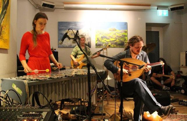 Kraut psihodeličari Embryo na terasi Močvare