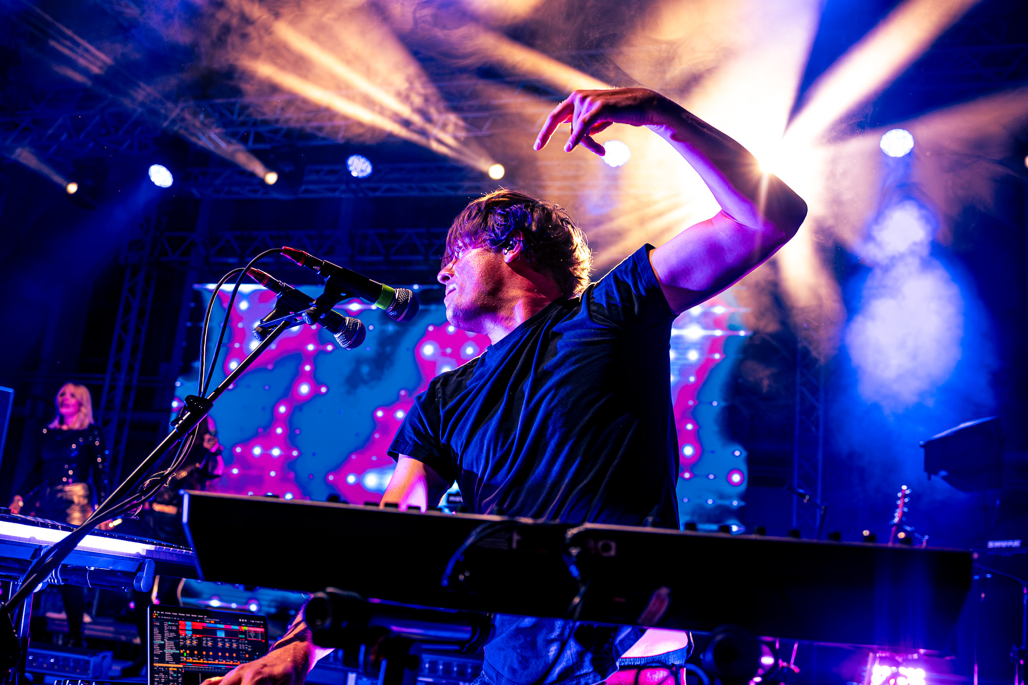 alphaville-&copy;-filip-bu&scaron;ić-05-09-25-10