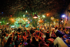 Uz nastup J. R. Augusta otvoren naljepši ljetni vrt u Zagrebu