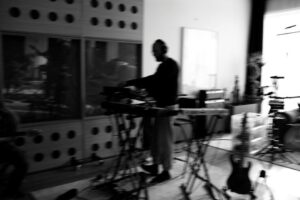 Apoteka singlom „Mreža“ najavljuje album prvijenac