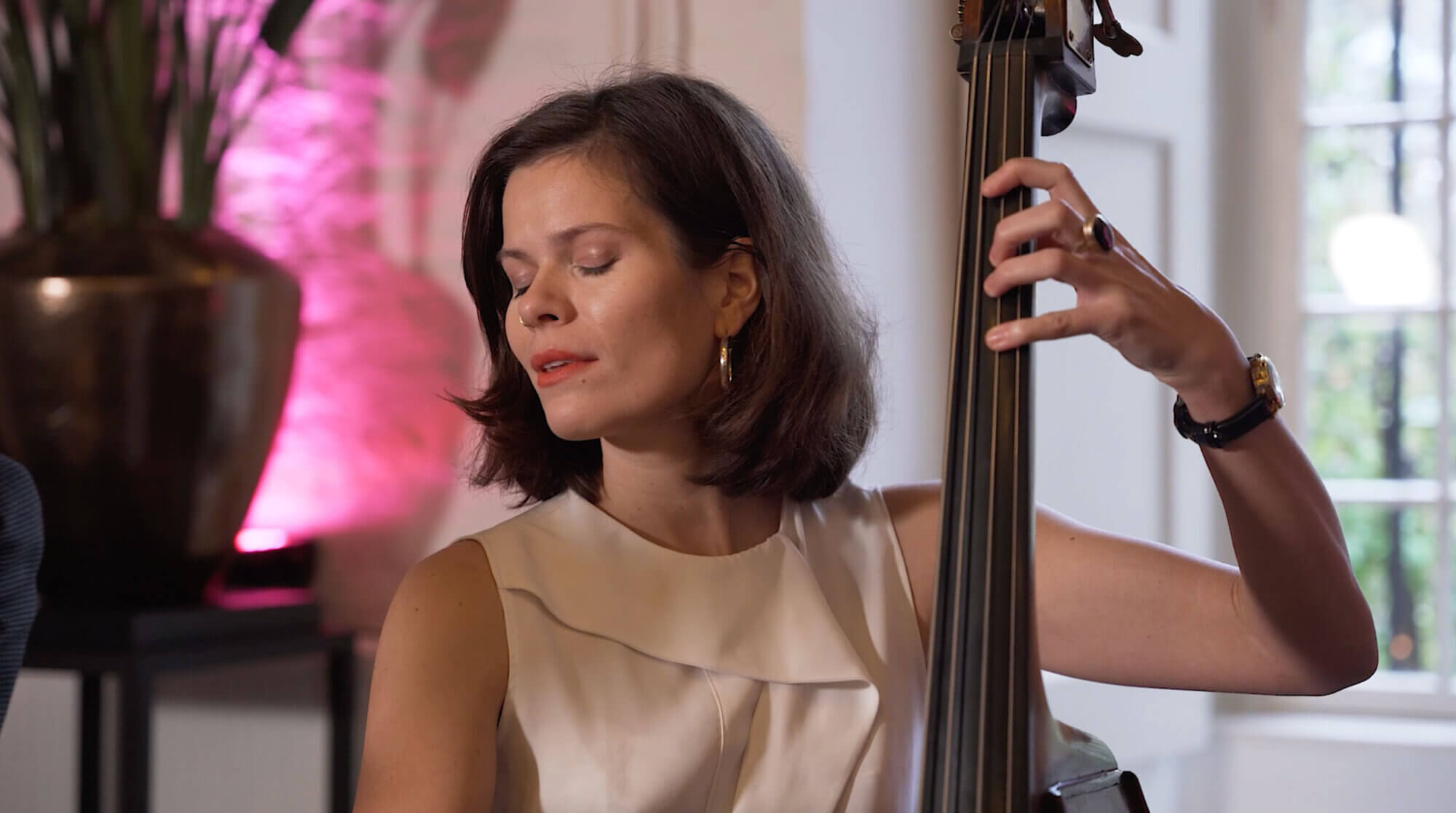 Female musician with chello